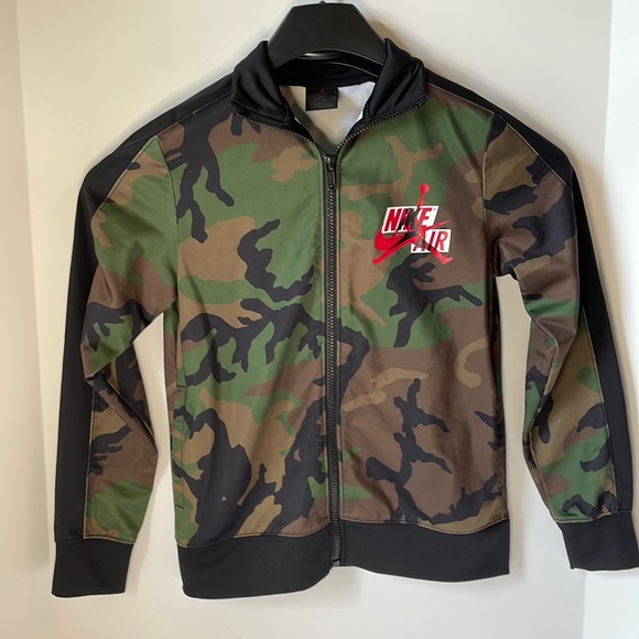 Nike Other - Nike Air Jordon Big Boys Size 10-12 Medium Camo Jacket